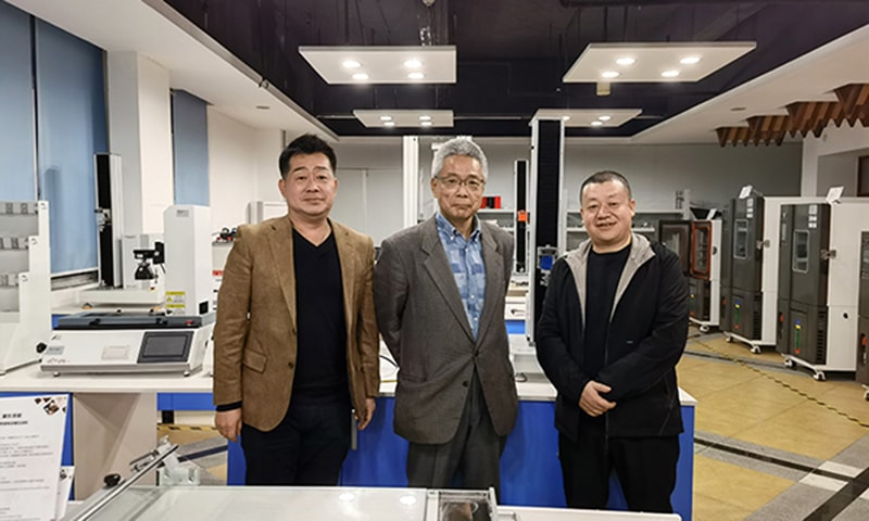 歡迎日本技術(shù)顧問(wèn)黑田雄二先生來(lái)寶大參觀指導(dǎo)！